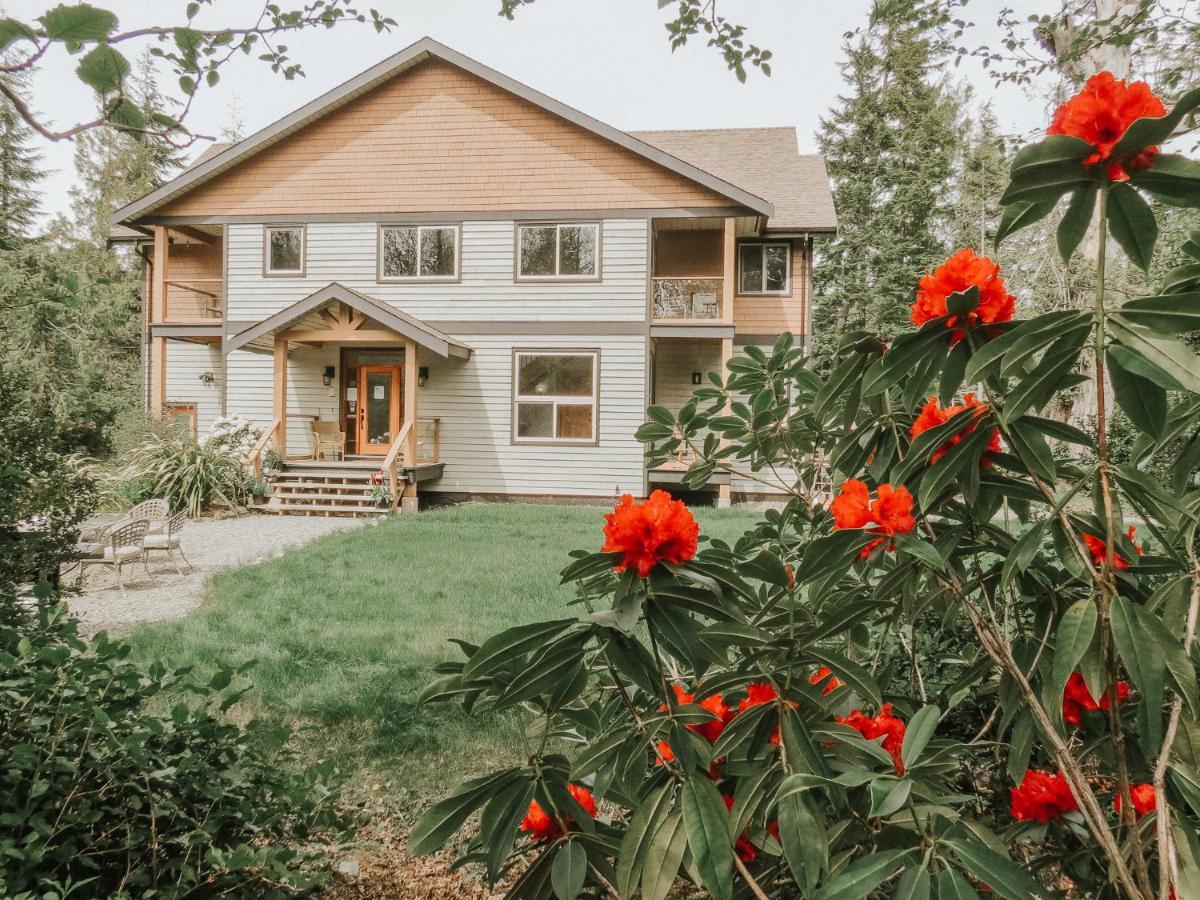 Cobble Wood And Bird Sanctuary Guest Houses Tofino Exterior photo